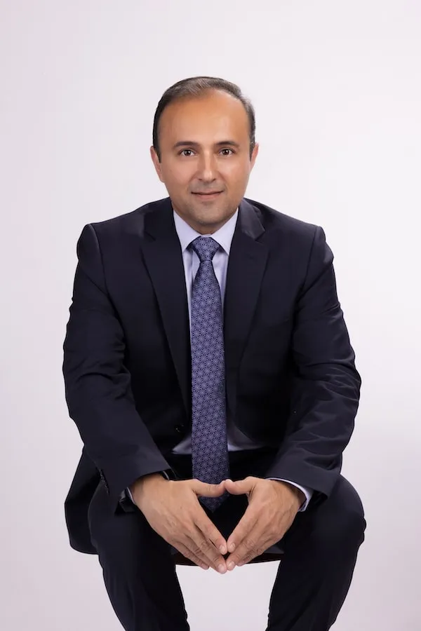 Dr. Ramin Khoshsar, DDS, DMD, implant and cosmetic dentist at Baker Ranch Dental Spa in Lake Forest, CA